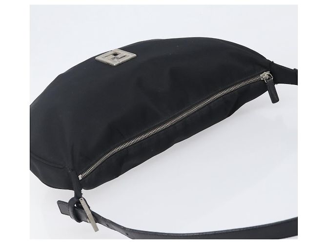 Borsa a tracolla FENDI Nylon Nero Argento Auth 200978 - vista 6