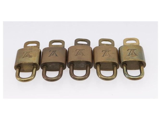 LOUIS VUITTON Padlock 10 Set Padlock metal Gold LV Auth 202434 Golden - view 7