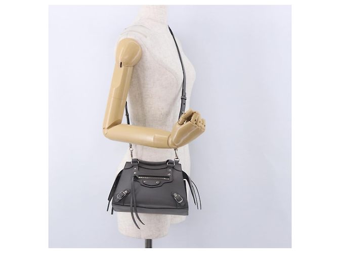 BALENCIAGA Sac Neo Classic City Mini Bag en cuir 2way Gris 638524 Auth 200088SAM Marron - vista 28