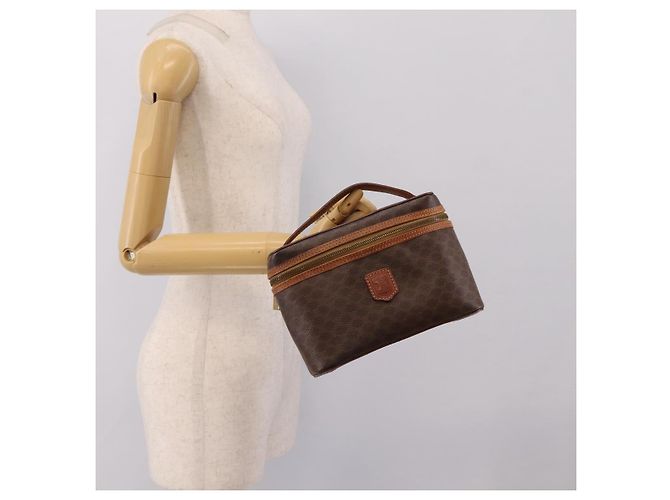 Céline Beauty Case CELINE Macadam Canvas PVC Pelle Marrone Oro Auth 201994 D'oro - vista 21