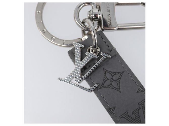 LOUIS VUITTON Monogram Shadow Key Holder Dragonne Gray M82373 LV Auth 198877M Marrone - vista 4