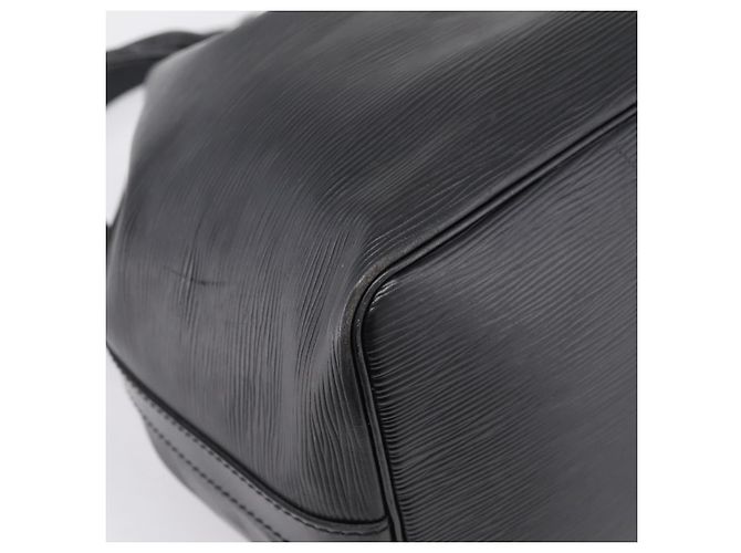 Borsa a tracolla LOUIS VUITTON Epi Petit Noe Nera M44102 LV Auth 199478 Nero - vista 14