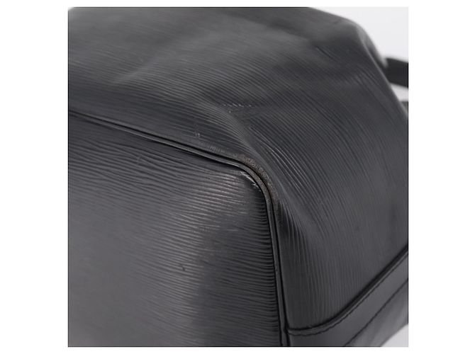 Borsa a tracolla LOUIS VUITTON Epi Petit Noe Nera M44102 LV Auth 199478 Nero - vista 15