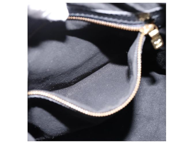 Borsa a tracolla LOUIS VUITTON Epi Petit Noe Nera M44102 LV Auth 199478 Nero - vista 20