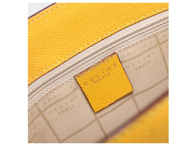 Céline Borsa a tracolla CELINE Turn Lock PVC Canvas Yellow Gold Auth am12556V D'oro Giallo - vista 18