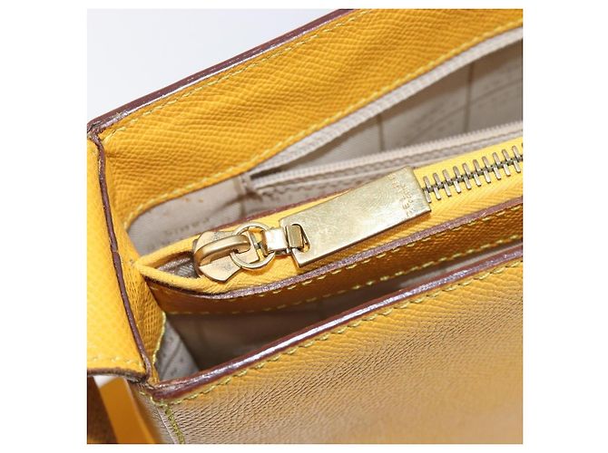 Céline Borsa a tracolla CELINE Turn Lock PVC Canvas Yellow Gold Auth am12556V D'oro Giallo - vista 23