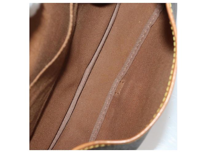 LOUIS VUITTON Monogram Saumur 30 Shoulder Bag M42256 LV Auth BA15083 Monogramma - vista 26
