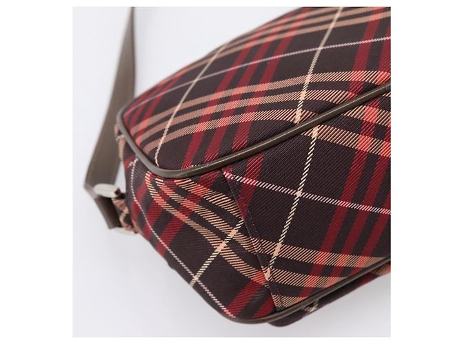 Borsa a tracolla BURBERRY Nova Check Blue Label in tela rossa e argento Auth 201971A Rosso - vista 17