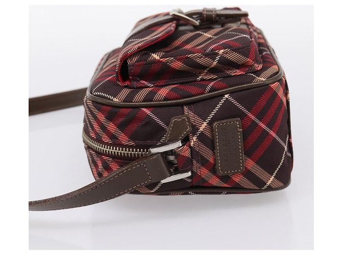 Borsa a tracolla BURBERRY Nova Check Blue Label in tela rossa e argento Auth 201971A Rosso - vista 3