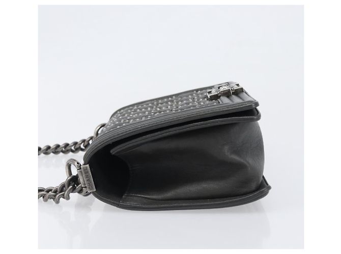 Borsa a catena CHANEL Matelasse Boy Chanel in pelle nera e argento CC Auth 199461SAM Nero - vista 4