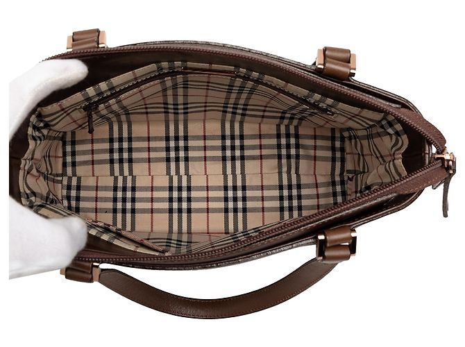 Burberry Handtasche aus Leder in Braun - Ansicht 4