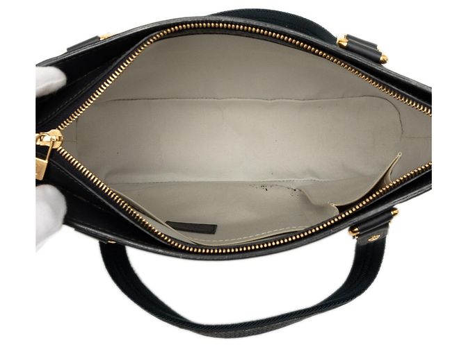 Borsa a tracolla Louis Vuitton Monogram Mini Lin Lucille PM Grigia Grigio - vista 4