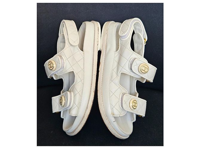 Chanel Sandali in pelle matelassé Bianco - vista 8