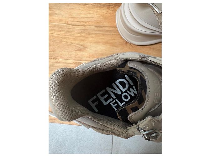 Fendi Flow Sneakers in pelle e camoscio Beige - vista 3