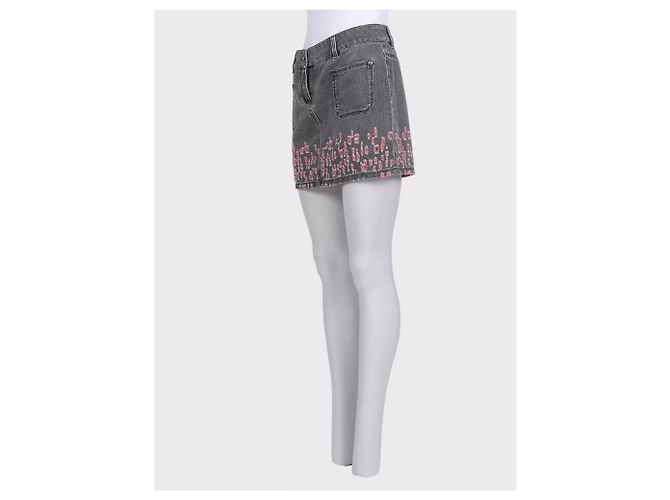 CHANEL grauer Distressed-Denim Minirock, FR 38 gebraucht - Ansicht 2