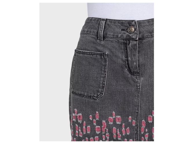 CHANEL grauer Distressed-Denim Minirock, FR 38 gebraucht - Ansicht 4