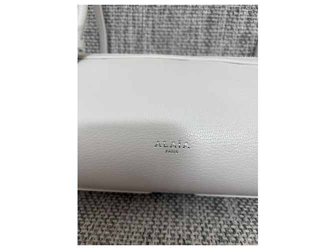Alaïa Le Teckel Medium Handtasche Elfenbeinweiß - Ansicht 2