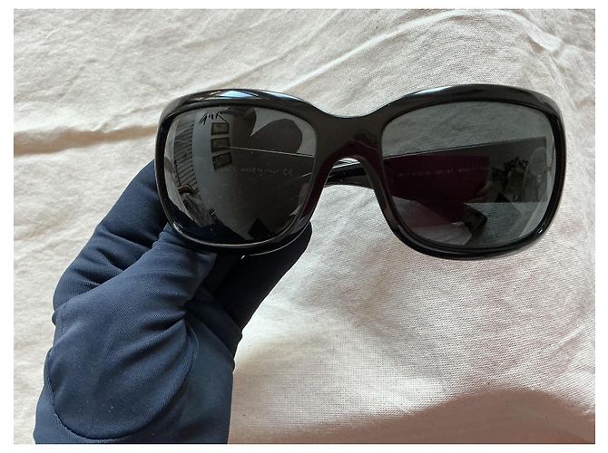 Medusa Versace Sonnenbrille schwarz mit Mäander-Muster - Ansicht 4