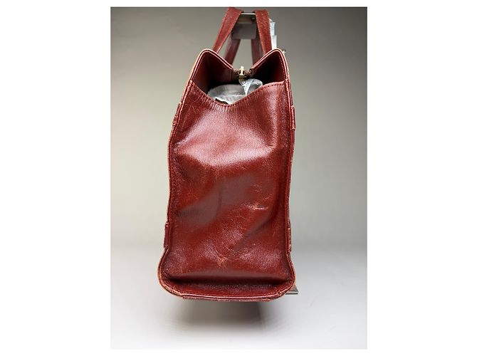Sac structuré en cuir embossé Givenchy Vintage Burgundy Gold Bordeaux - vue 10