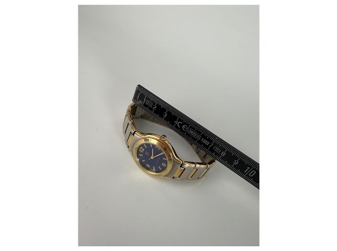Vintage Givenchy Armbanduhr aus Edelstahl Blau Gold - Ansicht 2
