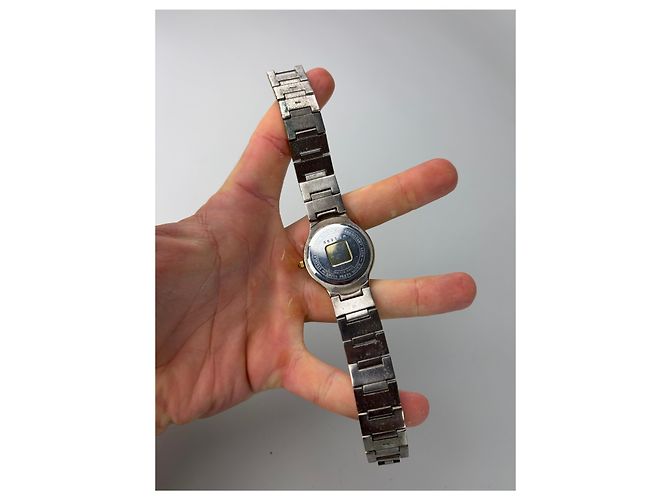 Vintage Givenchy Armbanduhr aus Edelstahl Blau Gold - Ansicht 9