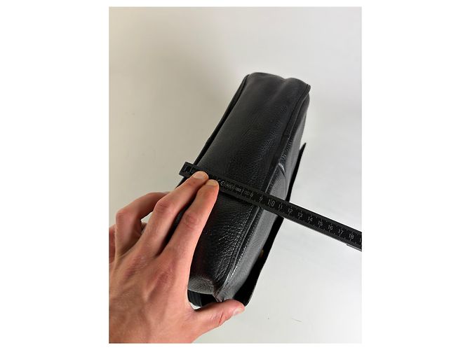 Clutch a patta Vintage Gianni Versace in pelle martellata Nero Oro - vista 10