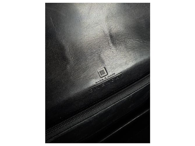 Sac bandoulière à rabat en cuir texturé avec logo Givenchy Vintage Noir - vue 5