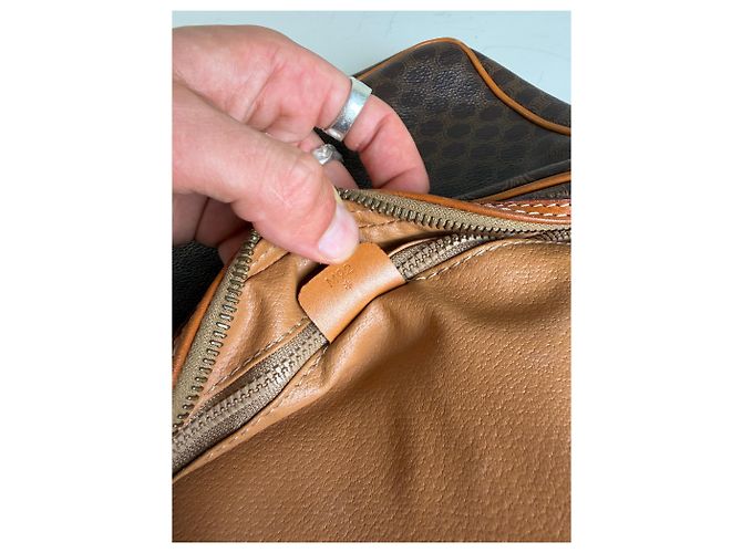16 Céline Borsa a Pochette Vintage Celine Monogram Canvas Marrone Arancione - vista 5