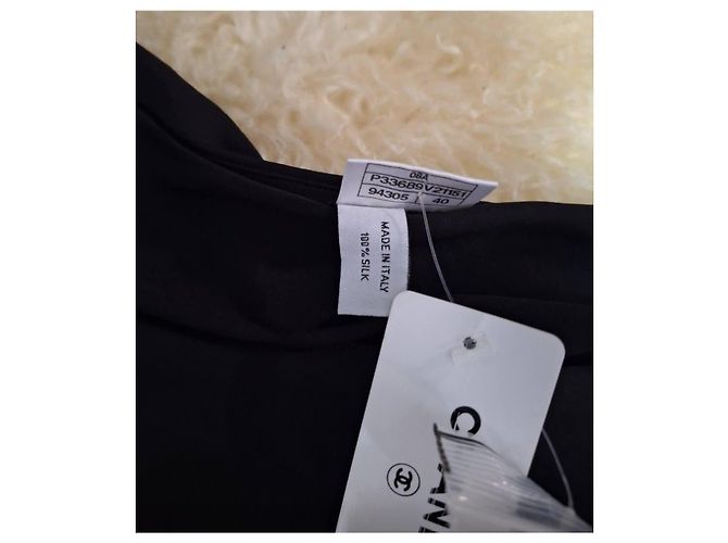 Top asimétrico de seda negra Chanel Negro - vista 6