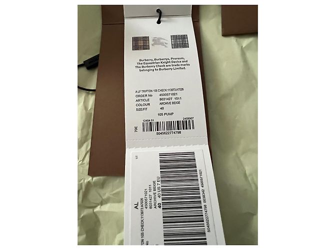 Burberry Check Pumps aus Canvas Schwarz Weiß Rot Beige - Ansicht 11