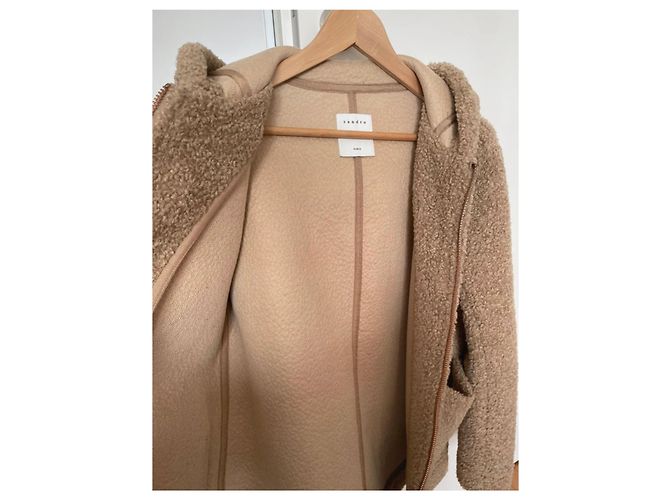Sandro Kunstpelzjacke in Beige - Ansicht 3