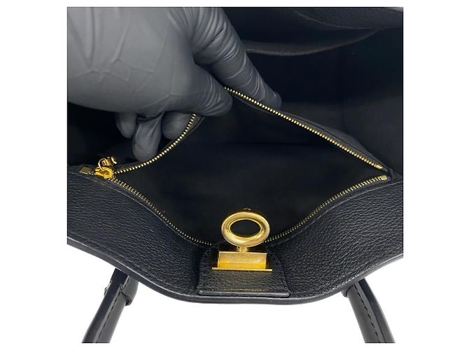 Borsa Louis Vuitton On My Side PM Monogram Marrone Nero - vista 10