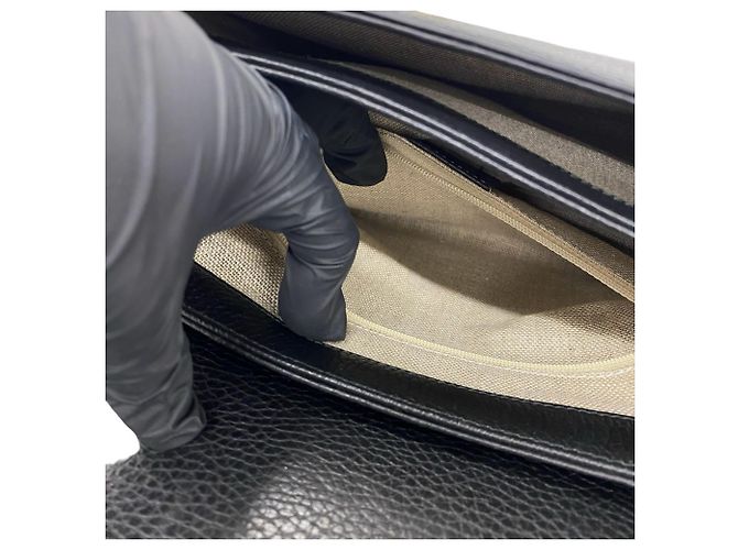 GUCCI Schultertasche aus Leder mit Interlocking G Hardware Schwarz - Ansicht 10