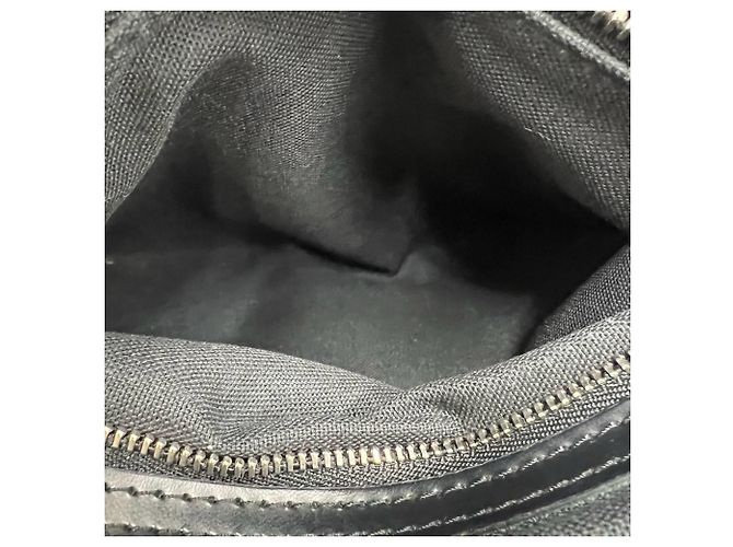 Borsa Louis Vuitton Kasbek PM Nero - vista 10