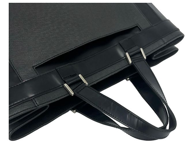 Borsa Louis Vuitton Kasbek PM Nero - vista 4