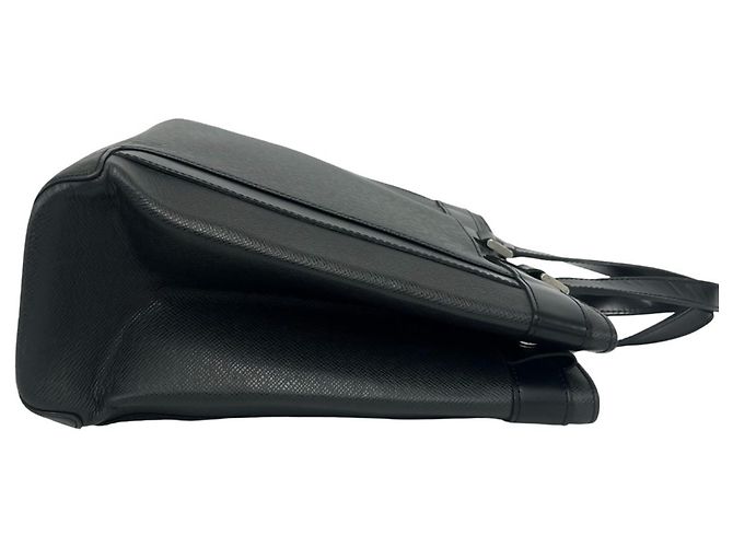 Borsa Louis Vuitton Kasbek PM Nero - vista 6