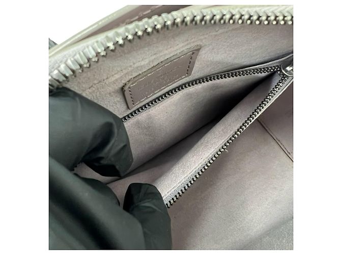 Borsa Louis Vuitton Pont Neuf in pelle Epi Marrone - vista 10