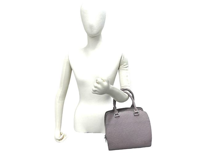 Borsa Louis Vuitton Pont Neuf in pelle Epi Marrone - vista 2