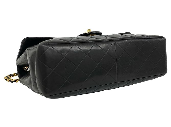 Timeless Borsa a tracolla Chanel Matelassé Coco Mark in pelle di agnello Nero - vista 7