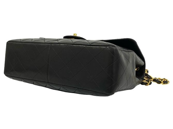 Timeless Borsa a tracolla Chanel Matelassé Coco Mark in pelle di agnello Nero - vista 8