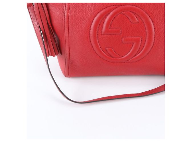 Borsa a tracolla in pelle Gucci Soho Tassel Rosso - vista 2
