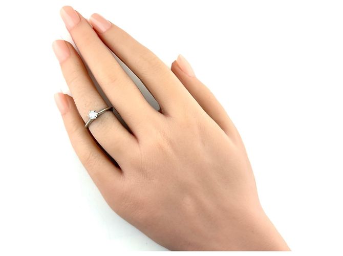 Autre Marque Tiffany & Co. Solitärring aus Platin - Ansicht 6
