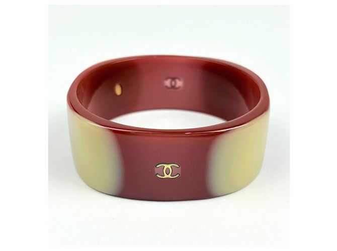 Bangles Chanel in plastica marrone - vista 2