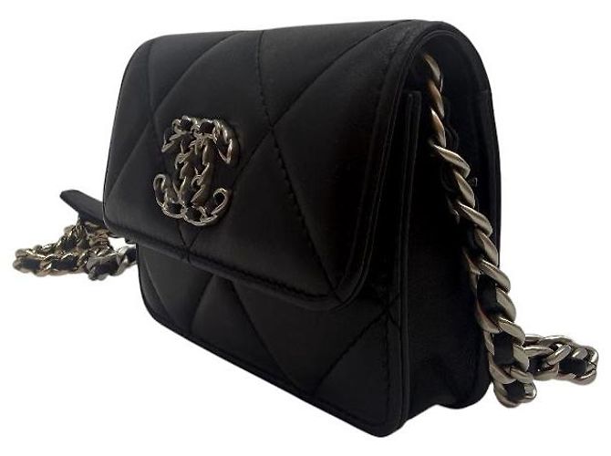 Chanel 19 Chanel Borsa Mini Crossbody WOC con Catena Nera Nero - vista 3