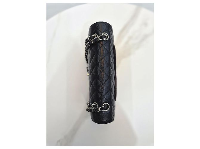 Chanel Serie di borse a tracolla Medium Silver in pelle caviar classica Nero - vista 3
