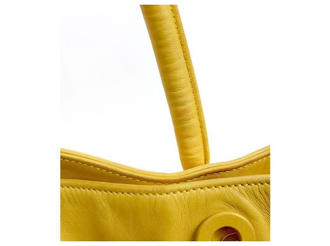 Chanel Borsa a tracolla Big CC in pelle gialla Giallo - vista 11