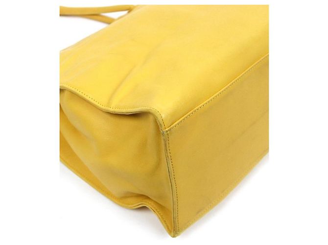 Chanel Borsa a tracolla Big CC in pelle gialla Giallo - vista 6