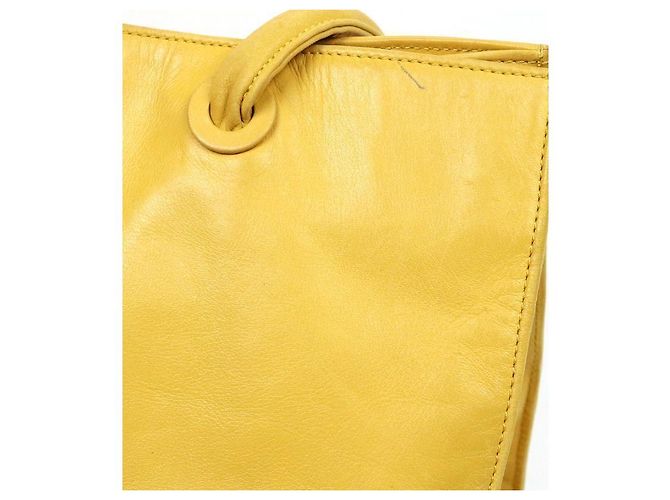 Chanel Borsa a tracolla Big CC in pelle gialla Giallo - vista 8