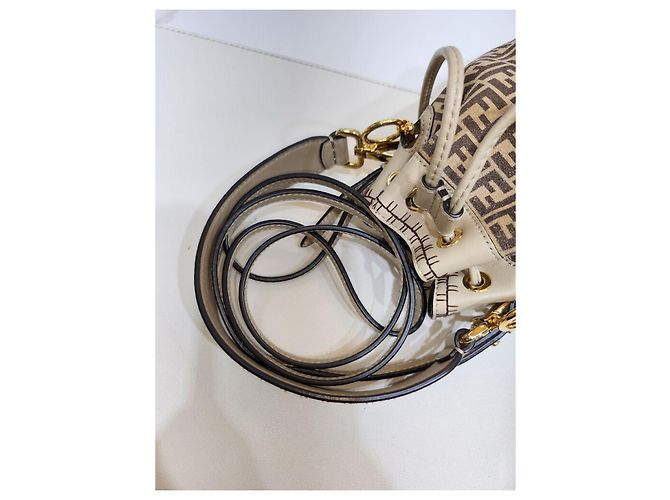Fendi Borsa a Secchiello Montrezzo Bucket Mini a Spalla e Tracolla Marrone - vista 21