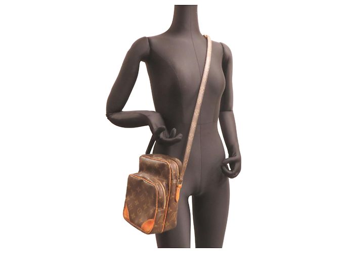 Louis Vuitton Amazon Schultertasche für Damen Braun - Ansicht 9